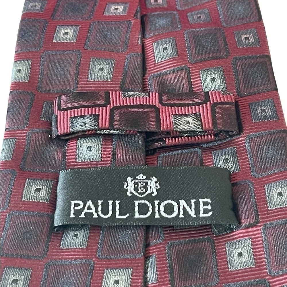 Paul Dione Bergundy Hand made 100% silk men’s Tie 4X 59 inches